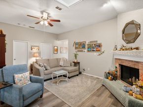 5724  Autumn Wheat Trail , Arlington Texas 76017