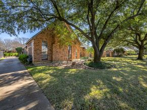 5105  Chad Drive , Arlington Texas 76017