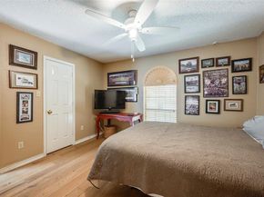 5105  Chad Drive , Arlington Texas 76017