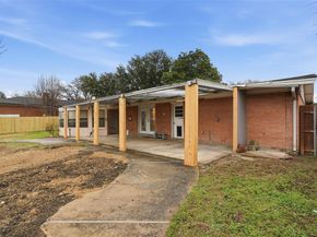 525 W Ridgewood Drive , Garland Texas 75041