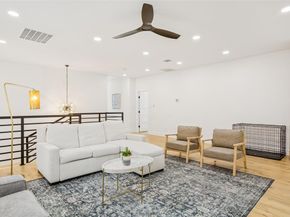 503 N Peak Street , Dallas Texas 75246