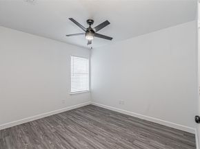 875  Grace Lane , Irving Texas 75061