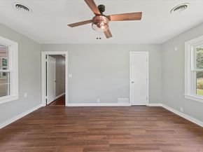 425  Oakhill Drive , Denton Texas 76201
