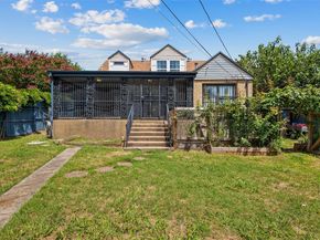 1902  Norfolk Avenue , Dallas Texas 75203