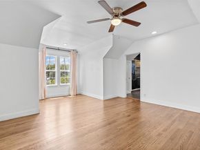 1902  Norfolk Avenue , Dallas Texas 75203