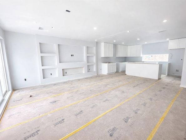 5705  Live Oak Street , Dallas Texas 75206