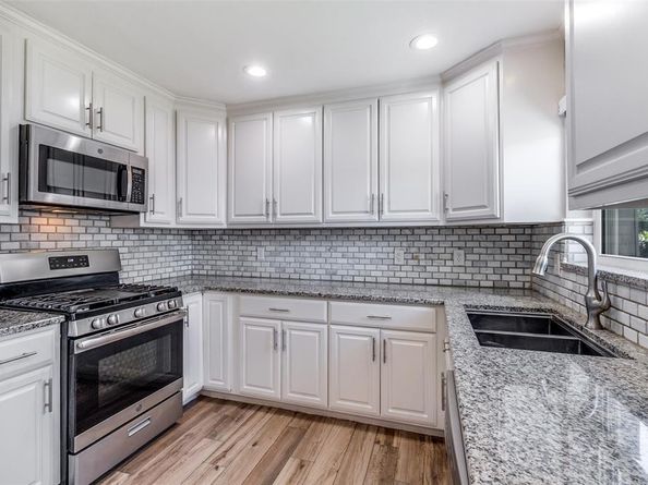 8725  Woodbrook Drive , Dallas Texas 75243