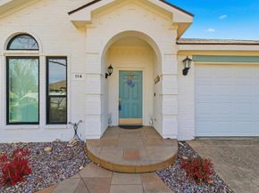 114  Drake Lane , Garland Texas 75043