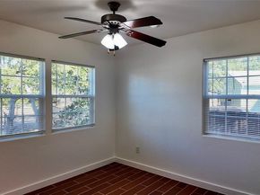 2212  Barlow Avenue , Dallas Texas 75224