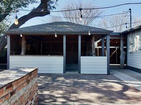2212  Barlow Avenue , Dallas Texas 75224