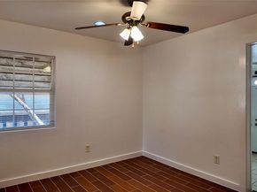 2212  Barlow Avenue , Dallas Texas 75224