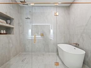 603 S Moore Street , Dallas Texas 75203