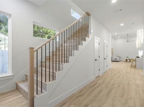 603 S Moore Street , Dallas Texas 75203