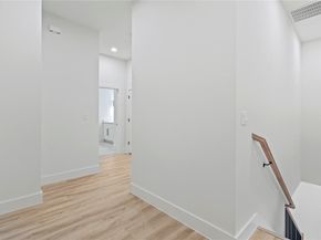 603 S Moore Street , Dallas Texas 75203