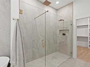 603 S Moore Street , Dallas Texas 75203