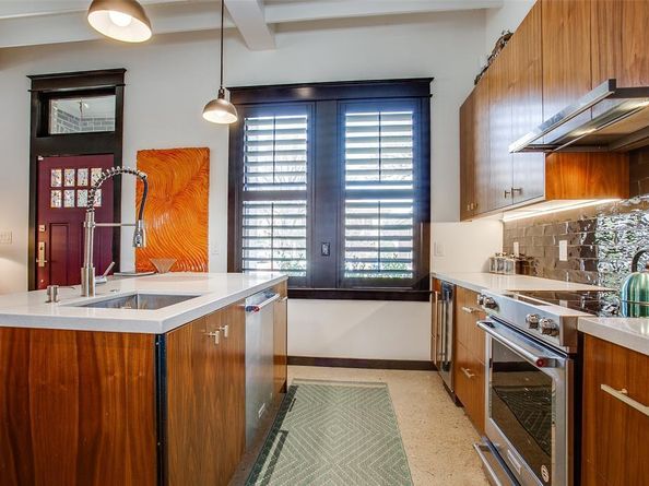 1038  Kings Highway  1, Dallas Texas 75208