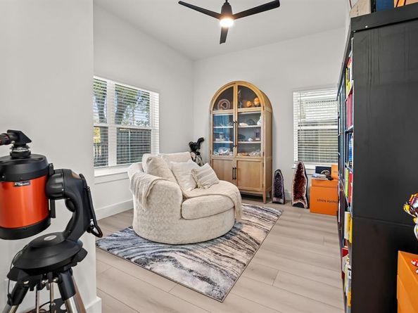 1111 S Tyler Street , Dallas Texas 75208