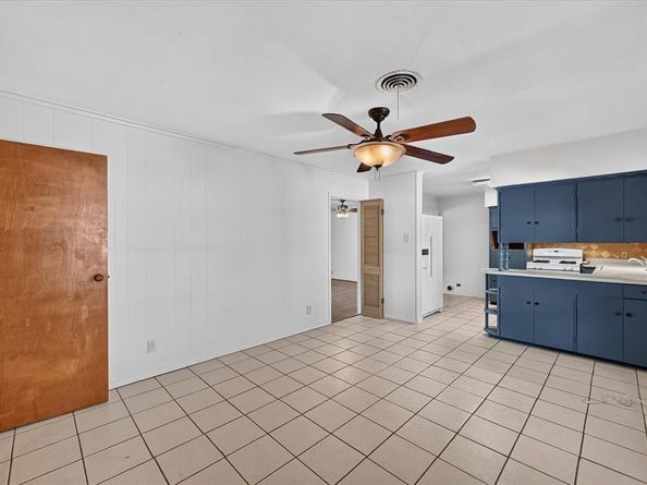301  Hillcrest Avenue , Richardson Texas 75081
