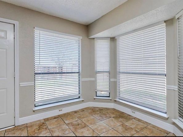 2313  Lakeshore Lane , Rowlett Texas 75088
