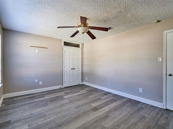 1025  Fox River Lane , Fort Worth Texas 76120