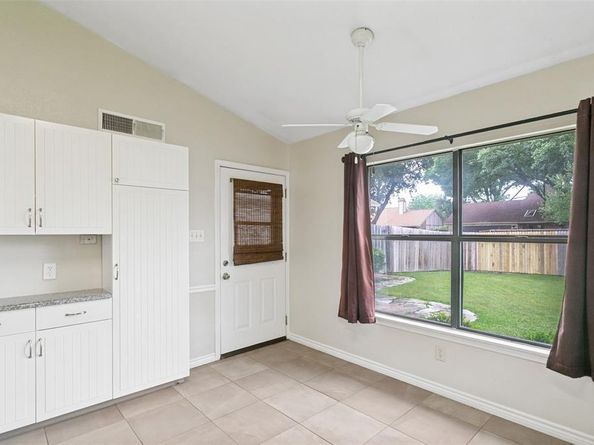 1305  Thoreau Lane , Allen Texas 75002