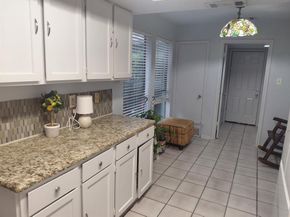2205  Heritage Circle  2205, Carrollton Texas 75006