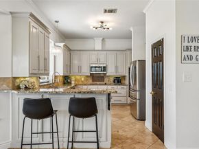 10  Ski Haven Drive , Justin Texas 76247