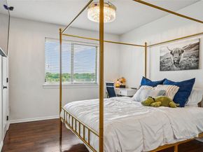 10  Ski Haven Drive , Justin Texas 76247