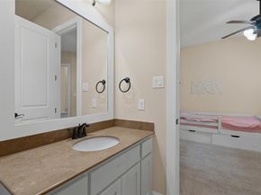 5623  Matalee Avenue , Dallas Texas 75206