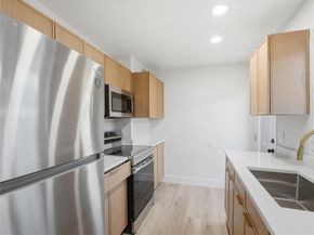 1721  R Avenue , Plano Texas 75074