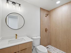 1721  R Avenue , Plano Texas 75074