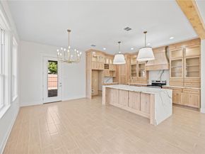 2513  Embrey Place , Fort Worth Texas 76111