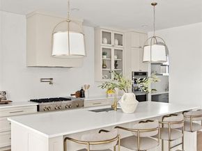 3813  Durango Drive , Dallas Texas 75220