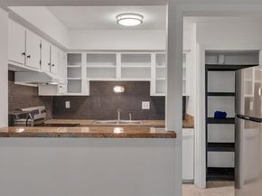 5305  Fleetwood Oaks Avenue  274, Dallas Texas 75235
