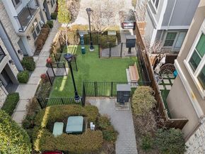 762  Spanish Oaks Place , Dallas Texas 75204