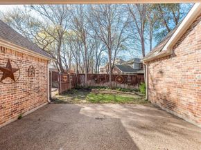 647  Royalwood Court , Grand Prairie Texas 75052
