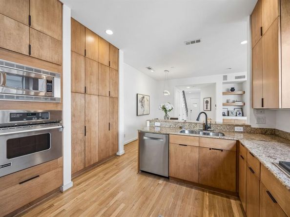 4316  Gilbert Avenue , Dallas Texas 75219