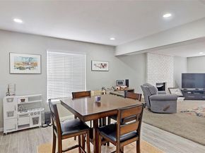 702  Middle Glen Drive , Garland Texas 75043