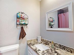 702  Middle Glen Drive , Garland Texas 75043