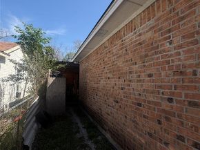 2420  Seevers Avenue , Dallas Texas 75216