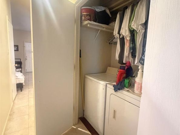 2420  Seevers Avenue , Dallas Texas 75216