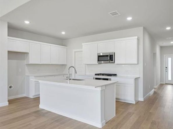 1485  Companero Street , Haslet Texas 76052