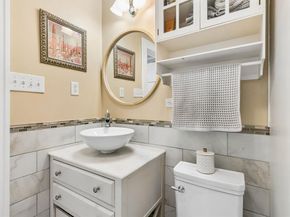 2235  Mistletoe Boulevard , Fort Worth Texas 76110