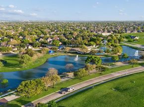 9413  Kings Link Circle , Rowlett Texas 75089
