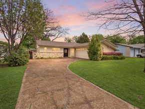 732  Pinehurst Drive , Richardson Texas 75080