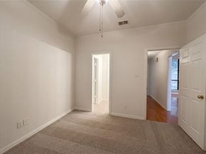 2101  Royal Dominion Court , Arlington Texas 76006