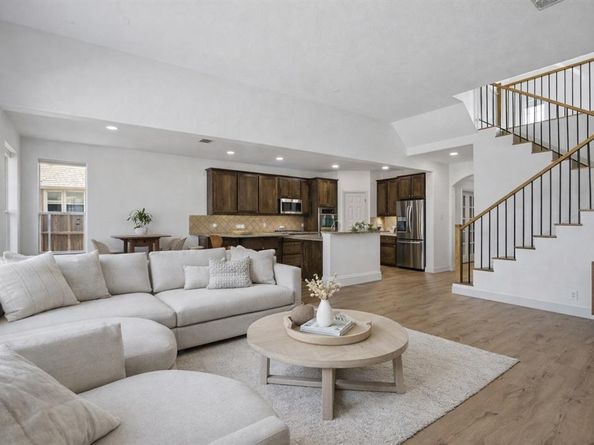 107  King Court , Fate Texas 75087