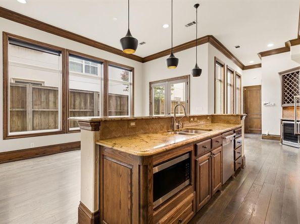 4138  Prescott Avenue , Dallas Texas 75219