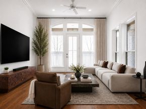 2906  Thomas Avenue , Dallas Texas 75204