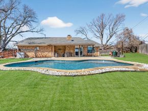 2215  Shady Meadow Court , Arlington Texas 76013